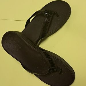 VIONICVIONIC Women's High Tide Platform Sandals, Black